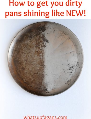 In only 5 minutes, and one ingredient, your dirty nasty pans can be shiny again! | whatsupfagans.com