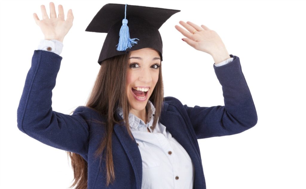 If you've ever been called a smarty pants, then you may do one or more of these 10 traits of intelligent people! Very cool!